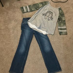 NWOT girls 7 jeans + FREE NWOT Med. TOP